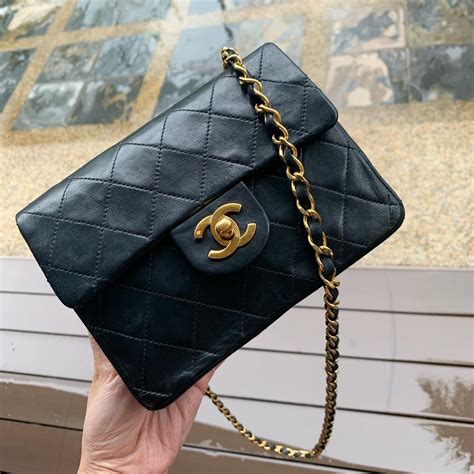 where buy used Chanel purse